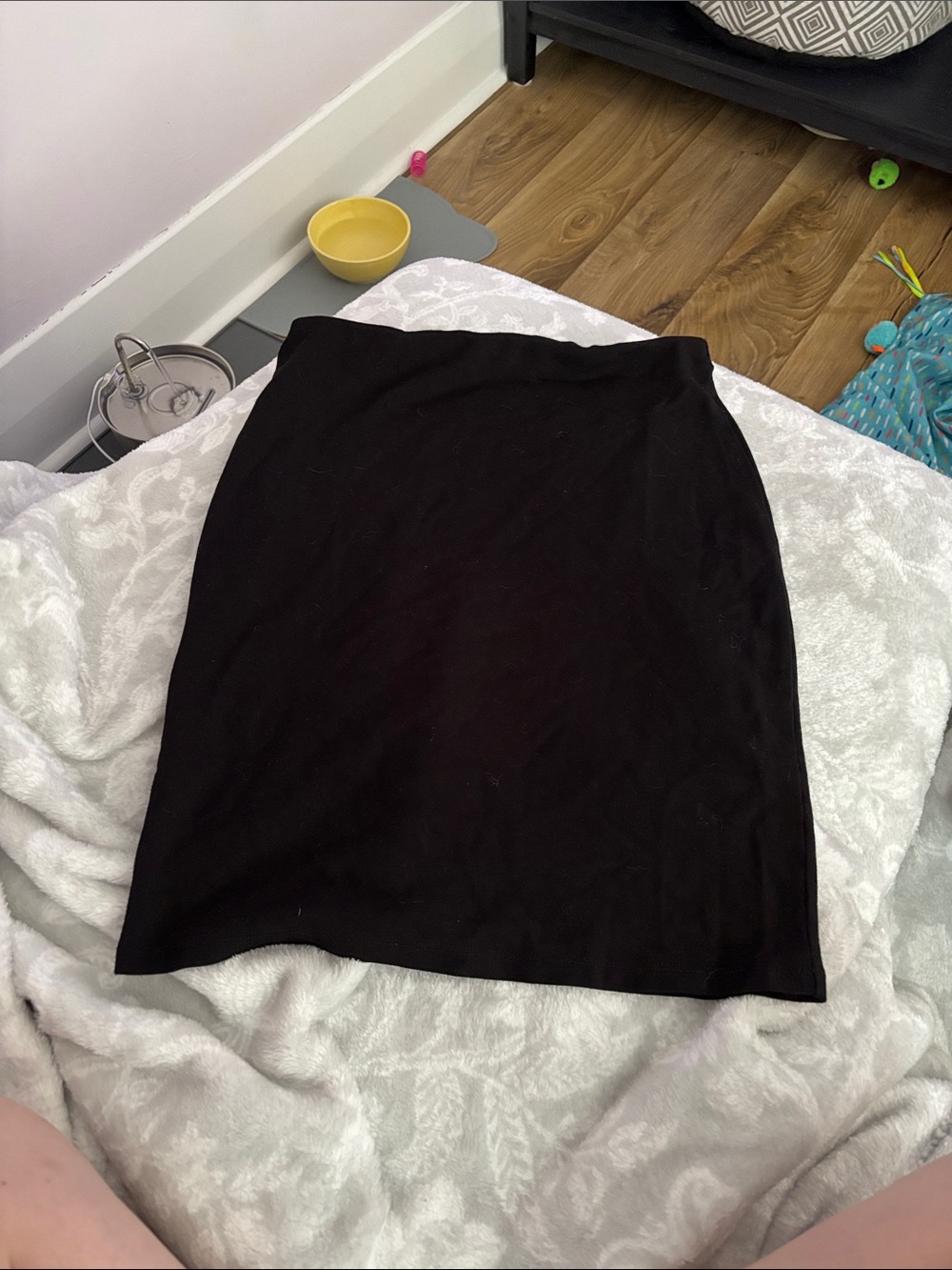 Classic Black Women's Pencil Skirt